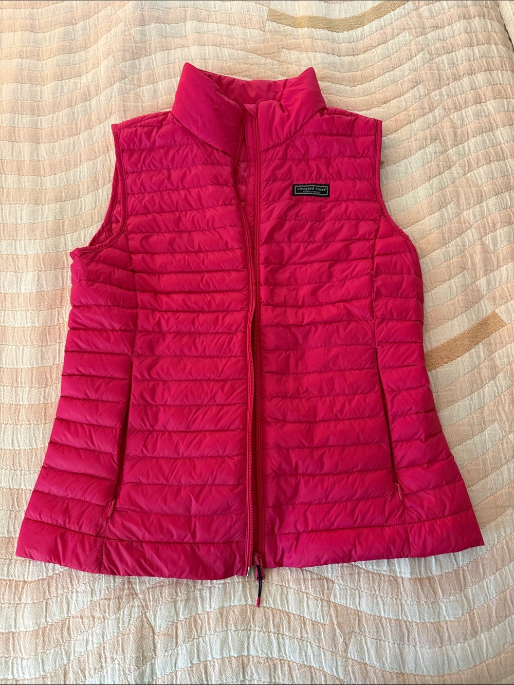 Vineyard Vines Quilted Sleeveless Vest - Fuchsia